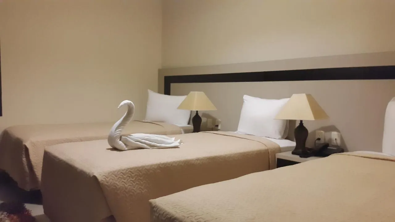****  Atlantic Blue Hotel Guayaquil Ecuador