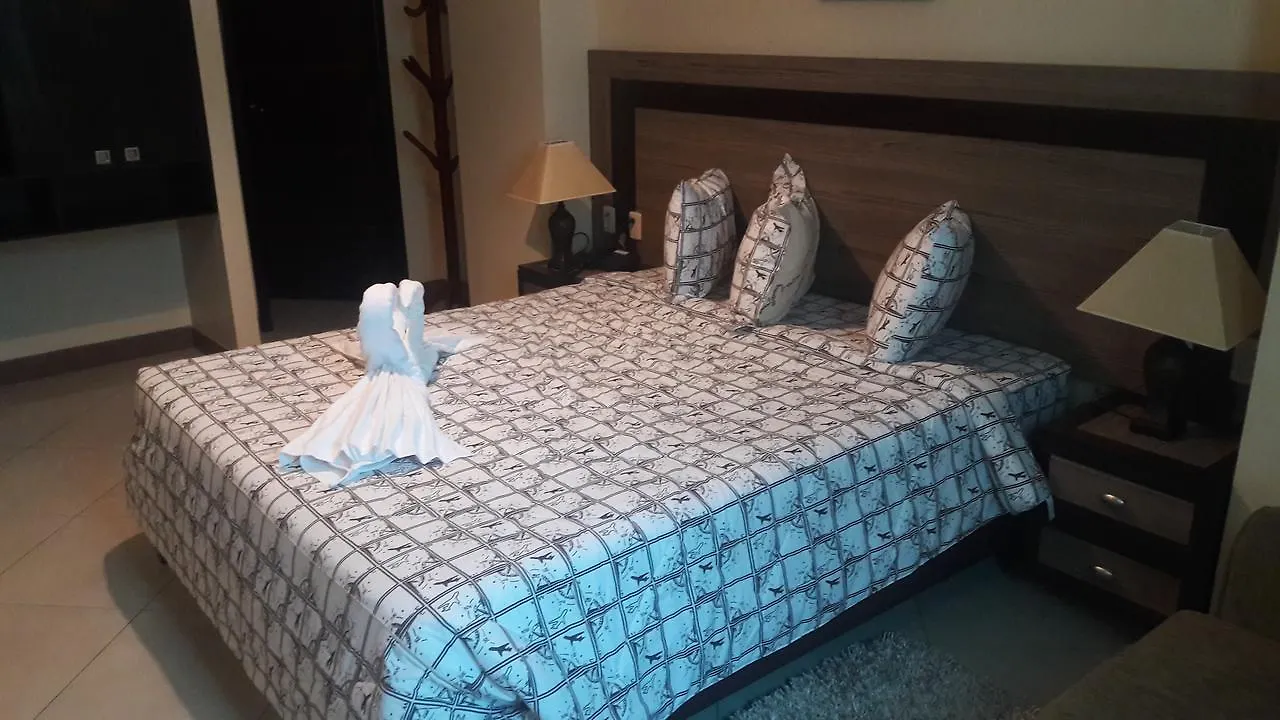 Atlantic Blue Hotel グアヤキル