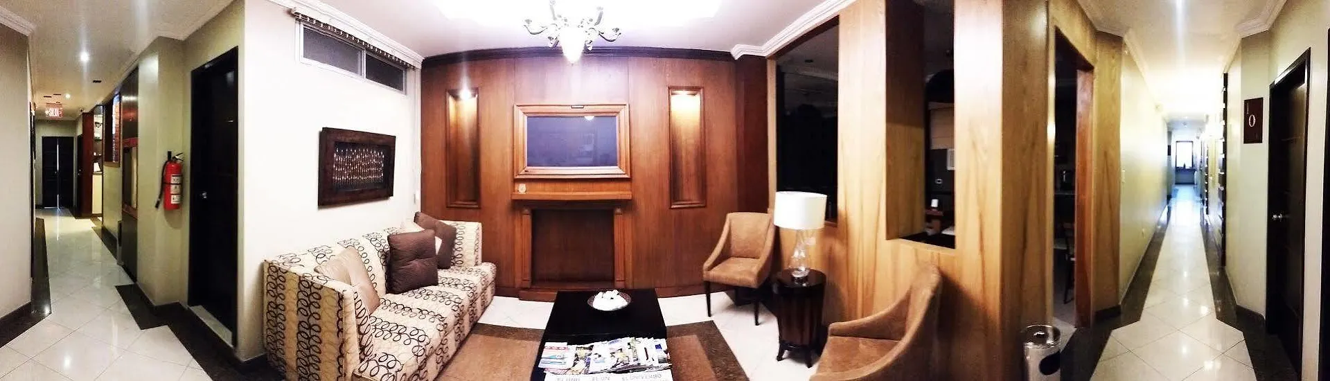 Atlantic Blue Hotel グアヤキル