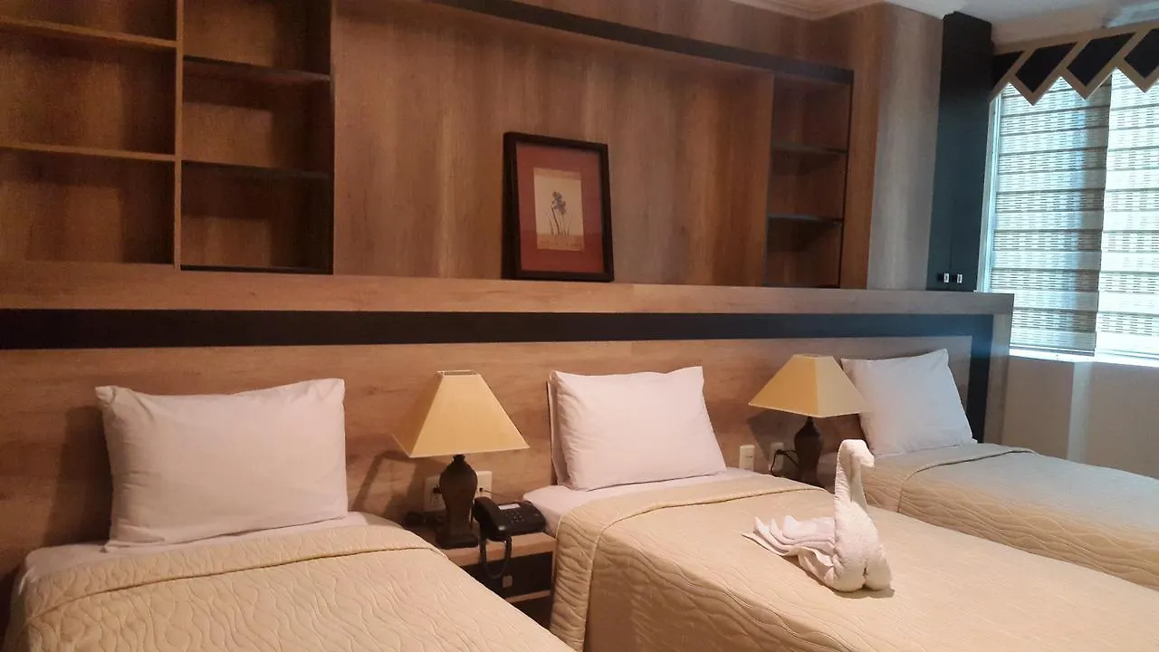 Atlantic Blue Hotel グアヤキル